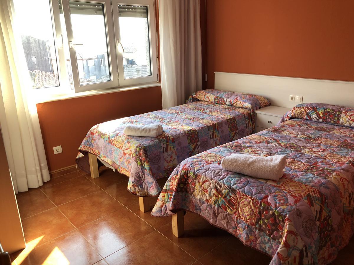 O Encontro Hostel ฟินิสแตร์เร ภายนอก รูปภาพ